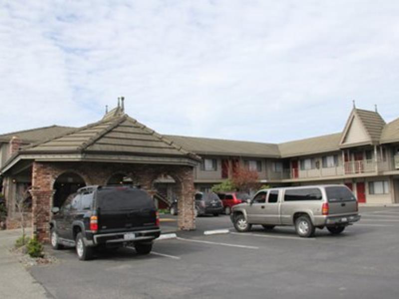 Ramada Bayside Inn & Suites ยูเรกา ภายนอก รูปภาพ